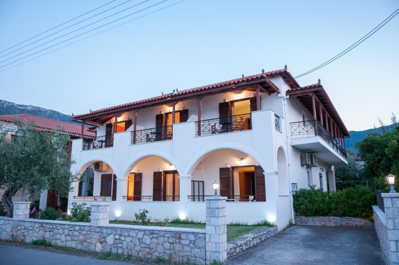 Polichni Otel Leonídion Dış mekan fotoğraf