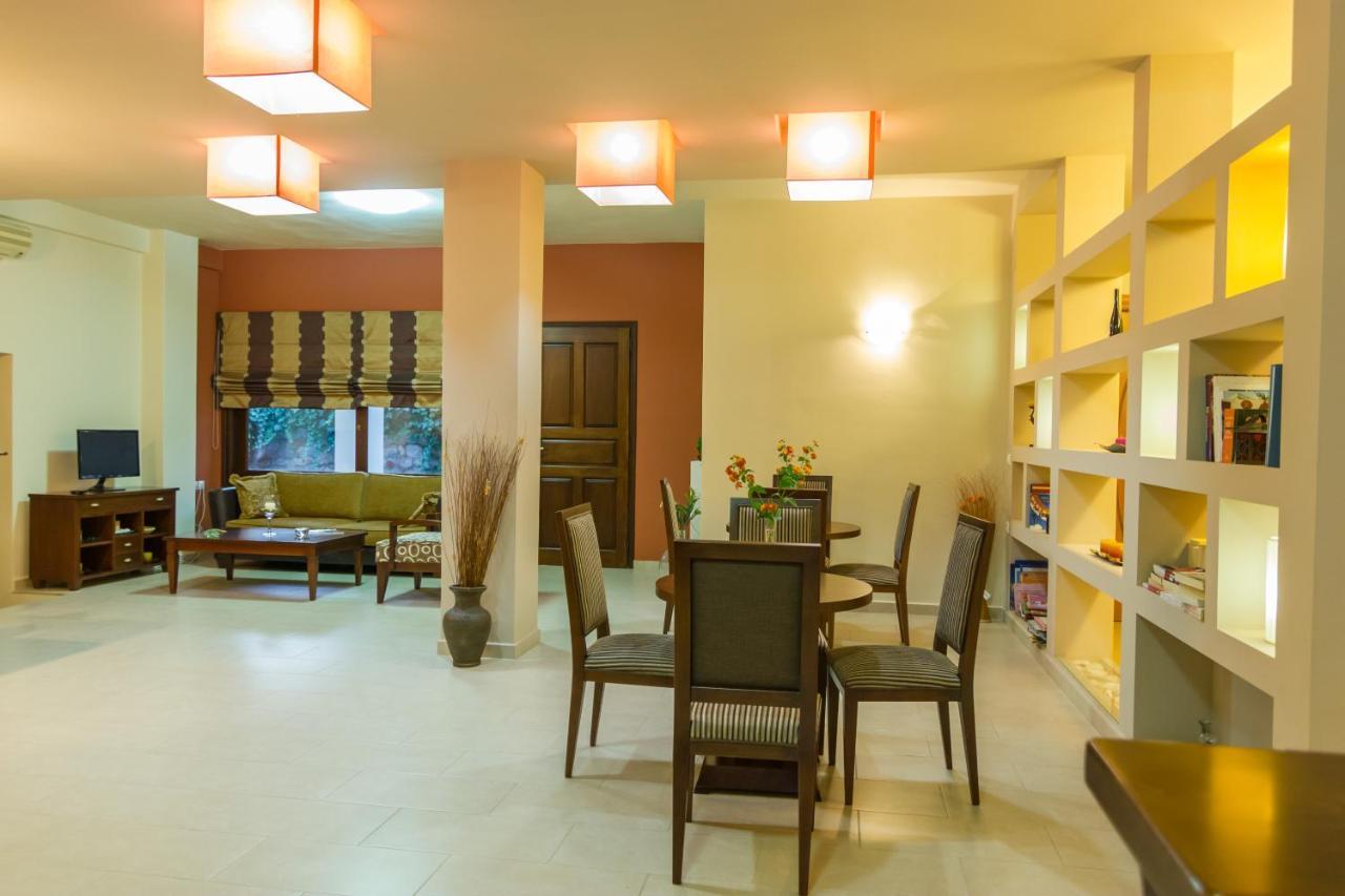 Polichni Otel Leonídion Dış mekan fotoğraf